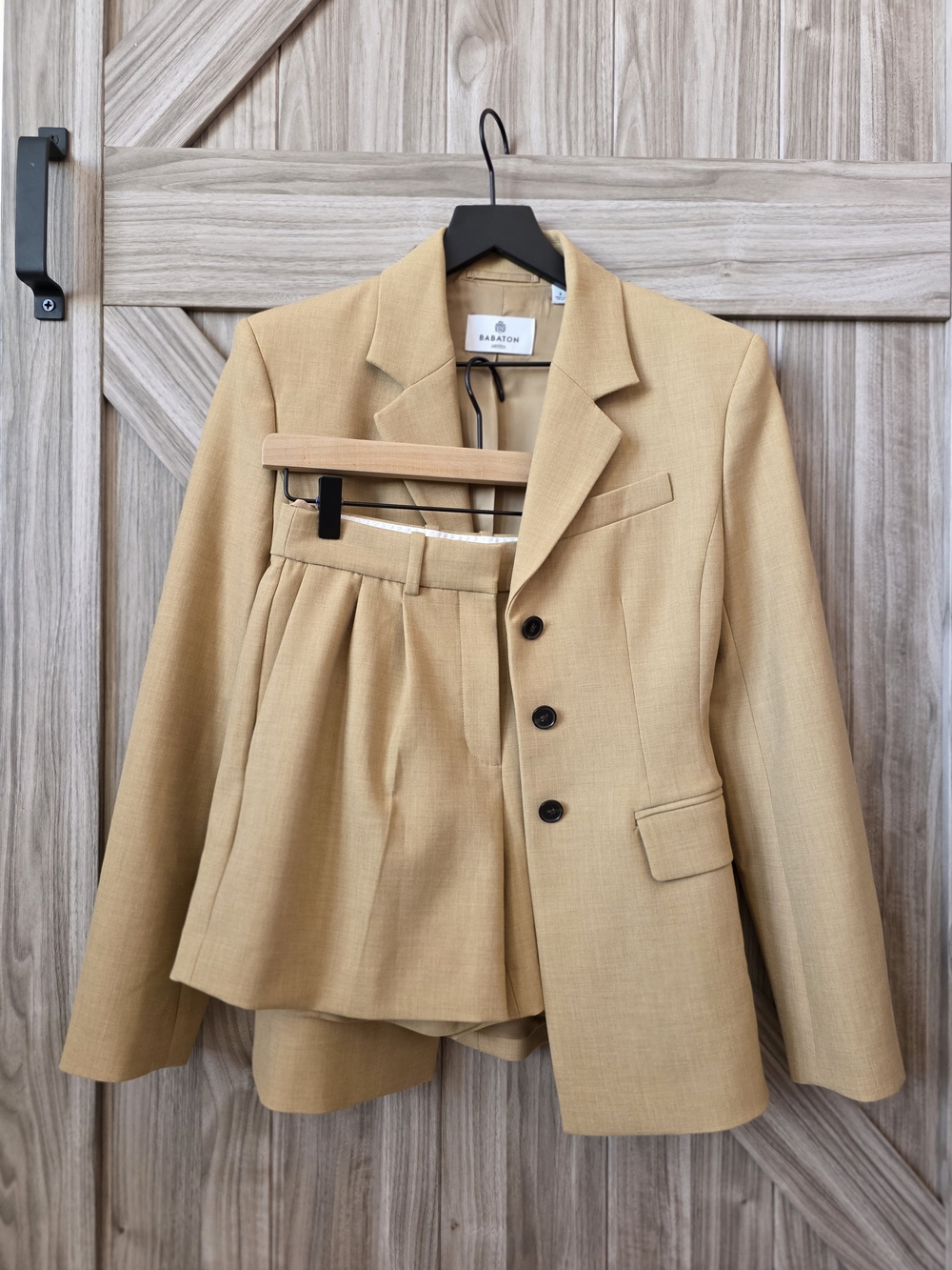 Aritzia Babaton Blazer and Shorts Suit Set in Heather Saville